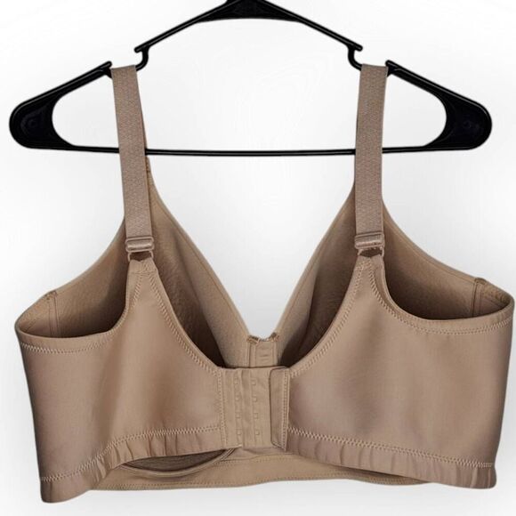 Vanity Fair Women's Plus Size Full Figure Beauty Back Smoother Wireless Bra size - Picture 4 of 5